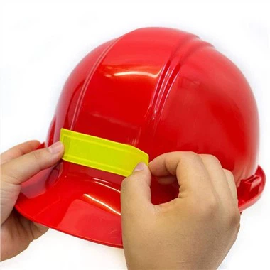PVC fényvisszaverő sisakmatrica